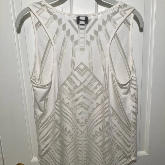 Mossimo Medium White Tank Top Shirt Geometric Aztec Pattern See Through Stripe - Picture 4 of 11